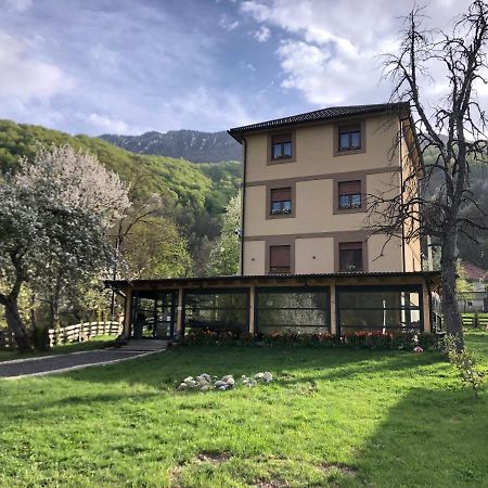Zvjezdana Dolina Garni Hotel Andrijevica Exteriör bild